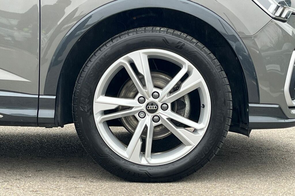 Audi Q3 Q3 Black Edition 35 Tfsi Sa White #5