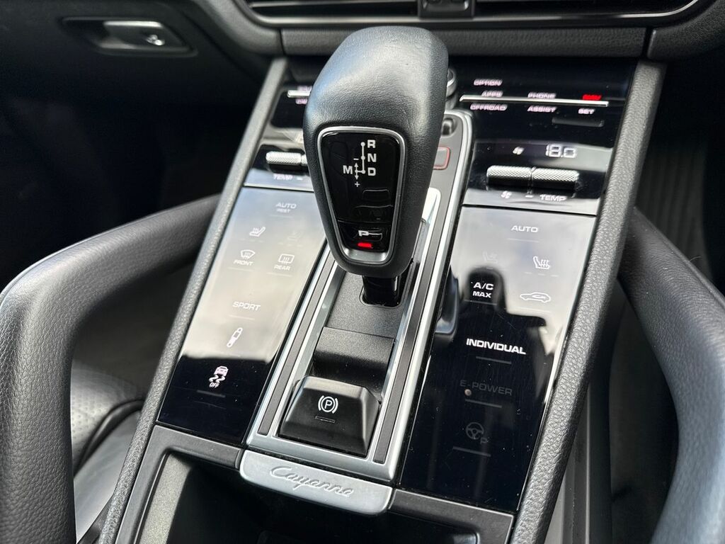 Porsche Cayenne 2018 18 Porsche Cayenne Platinum Edition Black #41