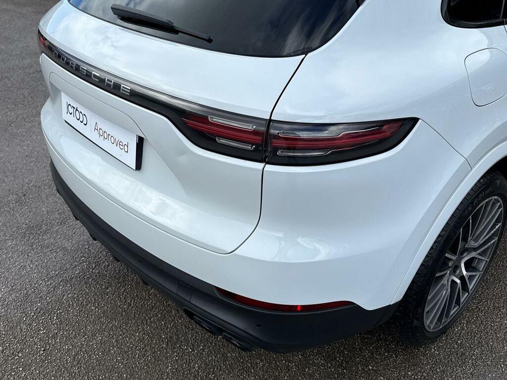 Porsche Cayenne 2018 18 Porsche Cayenne Platinum Edition Black #25