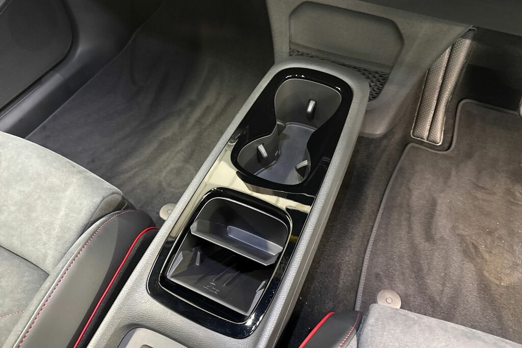 Volkswagen ID.3 Performance 79Kwh Gtx Hatchback White #15