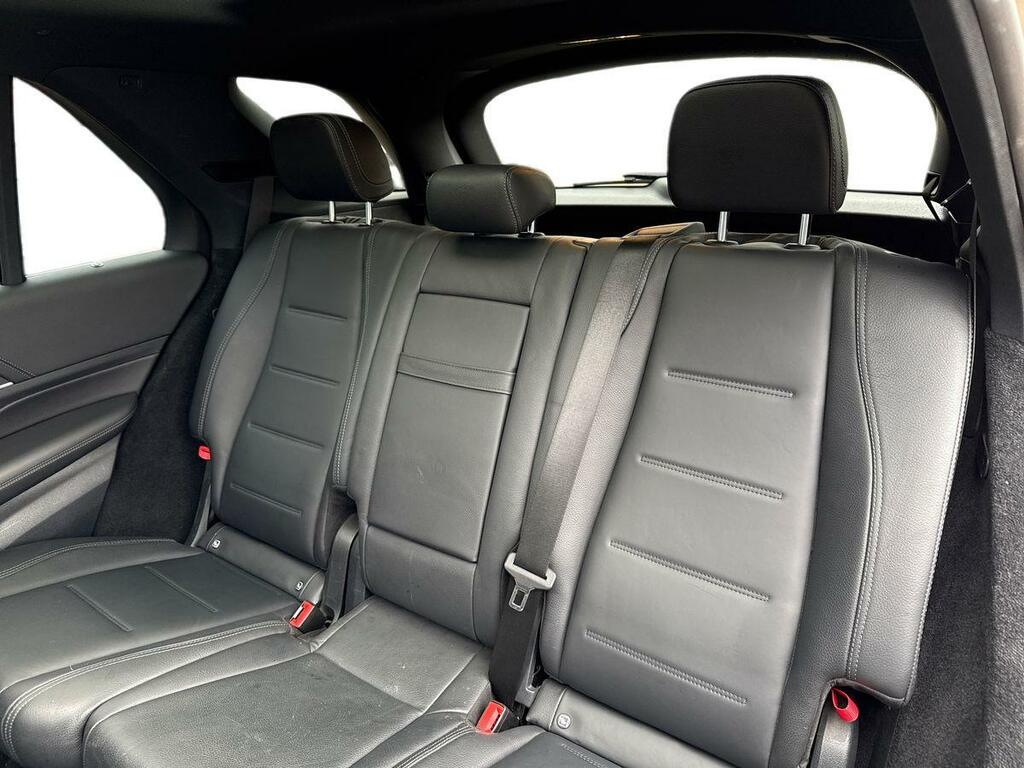 Mercedes-Benz GLE Class Gle 300 D 4Matic Amg Line 7 Seats Premium Plus Grey #9