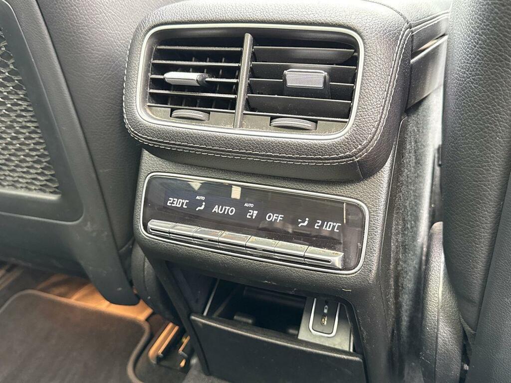 Mercedes-Benz GLE Class Gle 300 D 4Matic Amg Line 7 Seats Premium Plus Grey #29