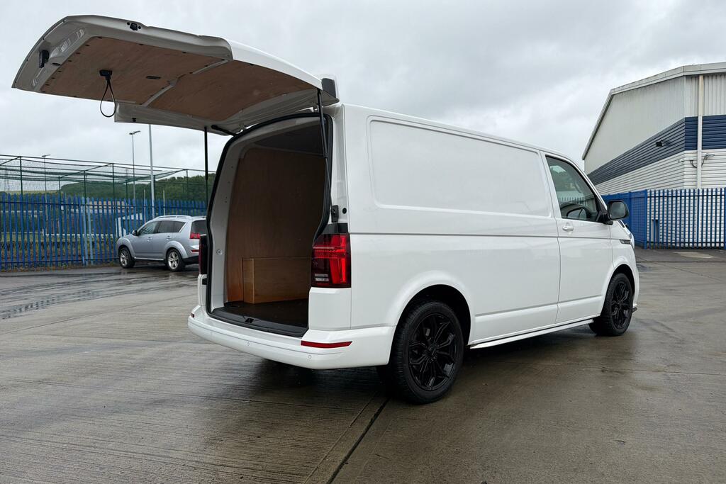 Volkswagen Transporter Sportline T32 Panel Van Sportline Swb 204 Ps 2.0 Tdi 7Sp Dsg White #43