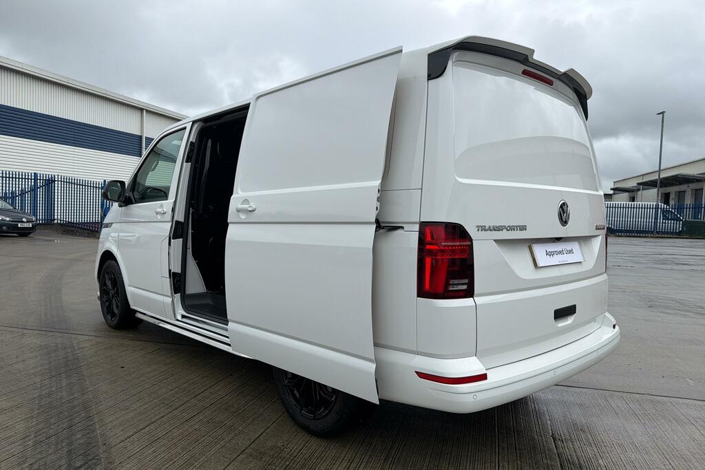 Volkswagen Transporter Sportline T32 Panel Van Sportline Swb 204 Ps 2.0 Tdi 7Sp Dsg White #44