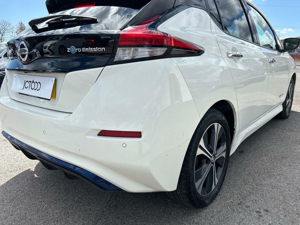 Nissan Leaf Tekna Blue #45