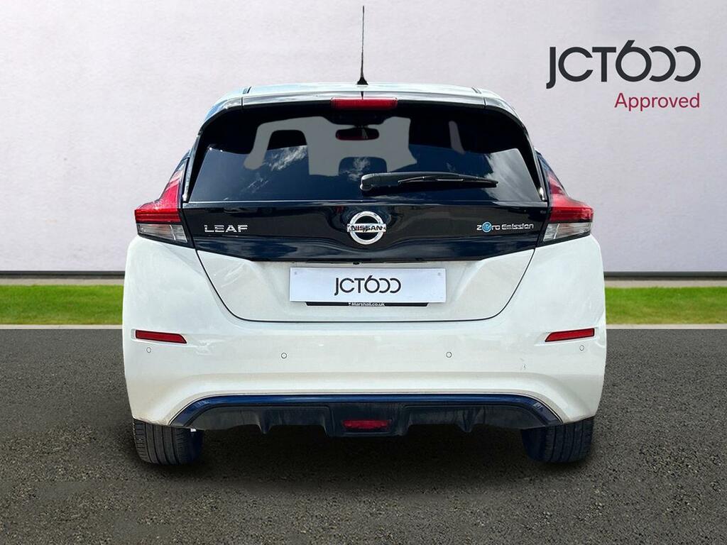 Nissan Leaf Tekna Blue #7
