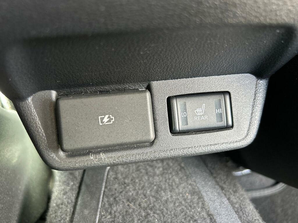 Nissan Leaf Tekna Blue #30