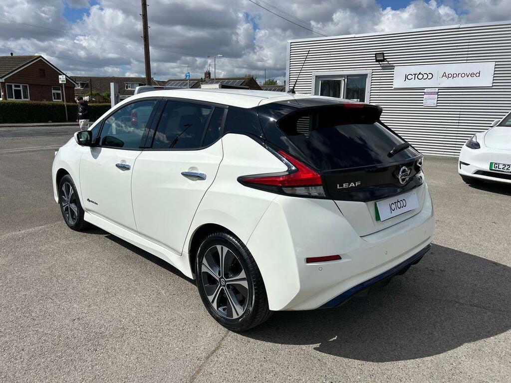 Nissan Leaf Tekna Blue #36