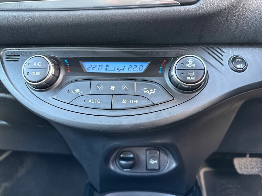 Toyota Yaris 1.33 Dual Vvt-i Design Grey #35