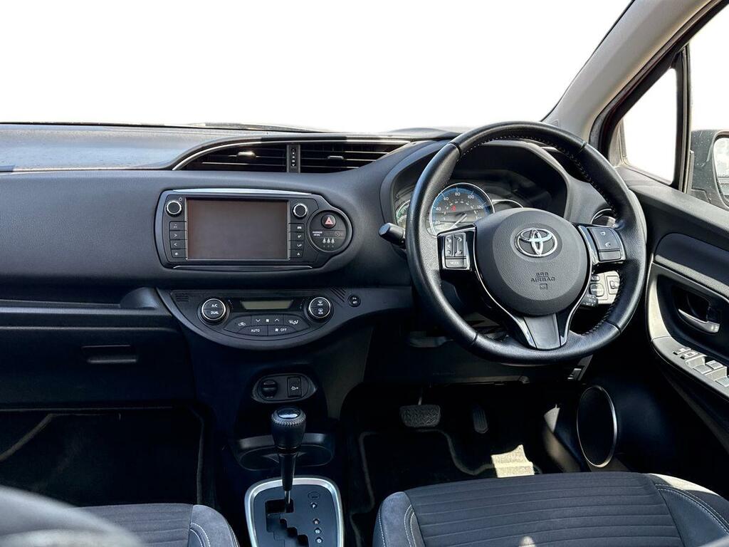 Toyota Yaris 1.33 Dual Vvt-i Design Grey #11