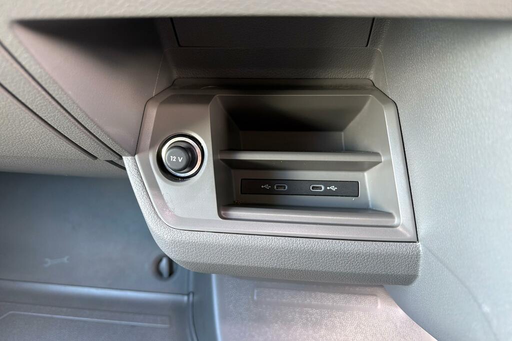 Volkswagen Crafter Cr35 Panel Van Commerce Plus Grey #43