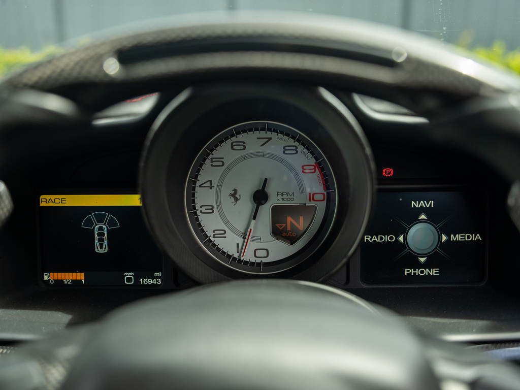Ferrari 458 4.5L Spider Dct Red #15
