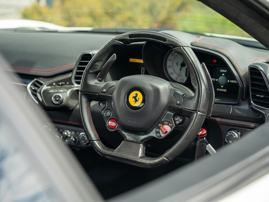 Ferrari 458 4.5L Spider Dct Red #13