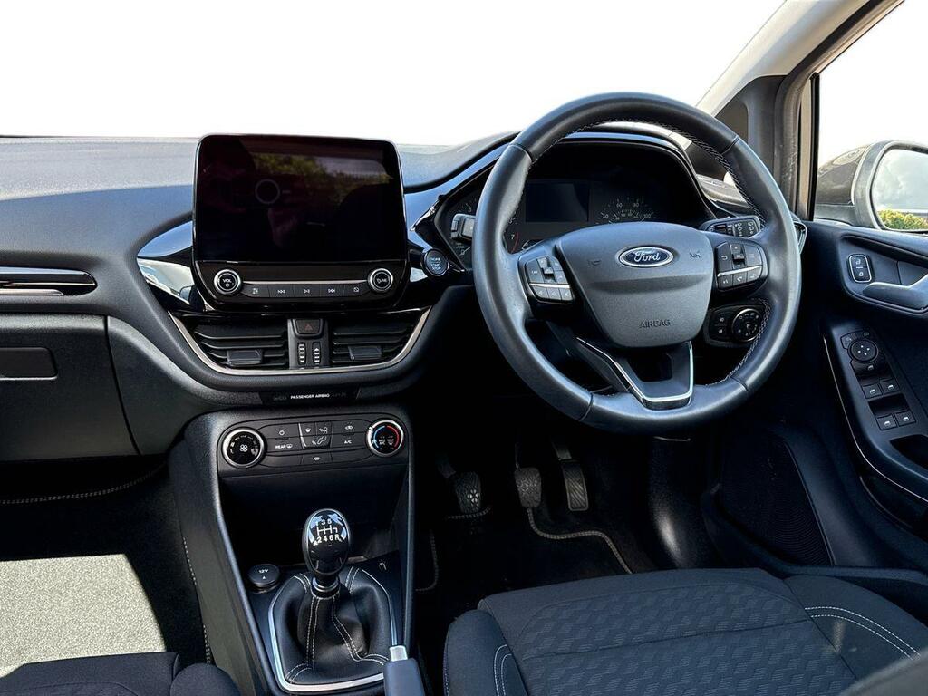 Ford Fiesta Hatchback Green #11