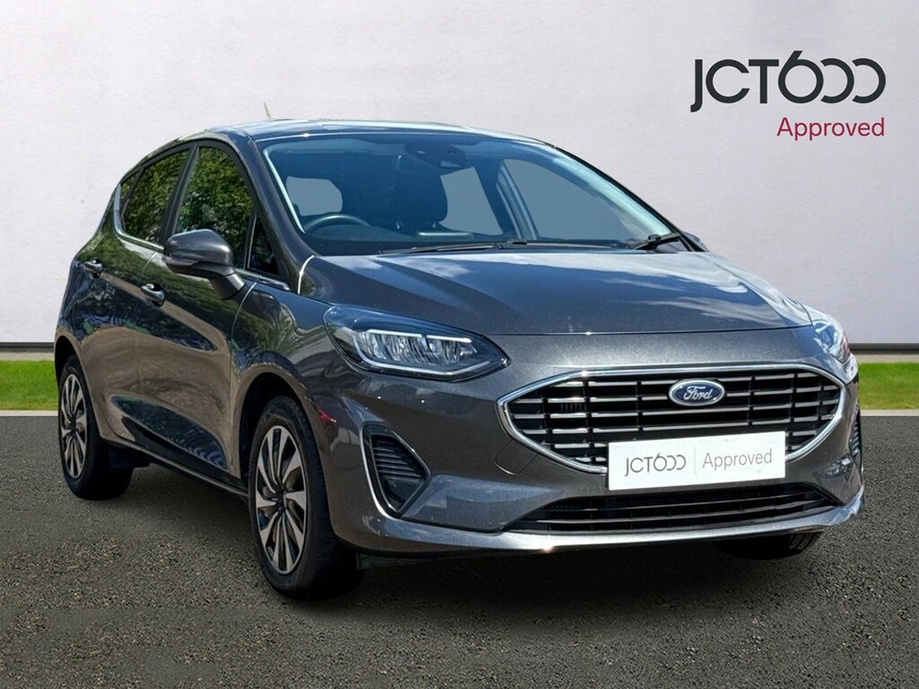 Ford Fiesta Hatchback Green #1