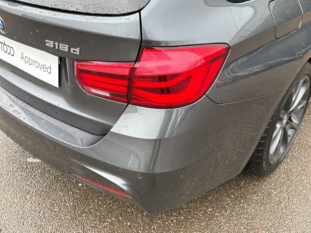 BMW 3 Series Saloon Blue #18