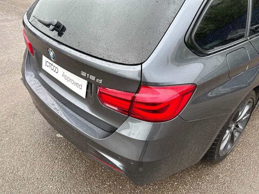 BMW 3 Series Saloon Blue #25
