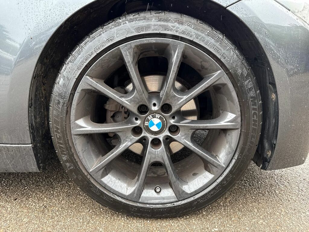 BMW 3 Series Saloon Blue #5