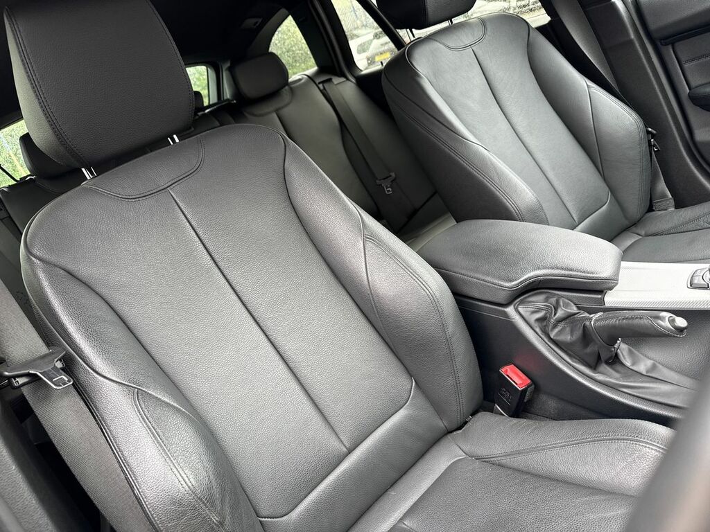 BMW 3 Series Saloon Blue #29