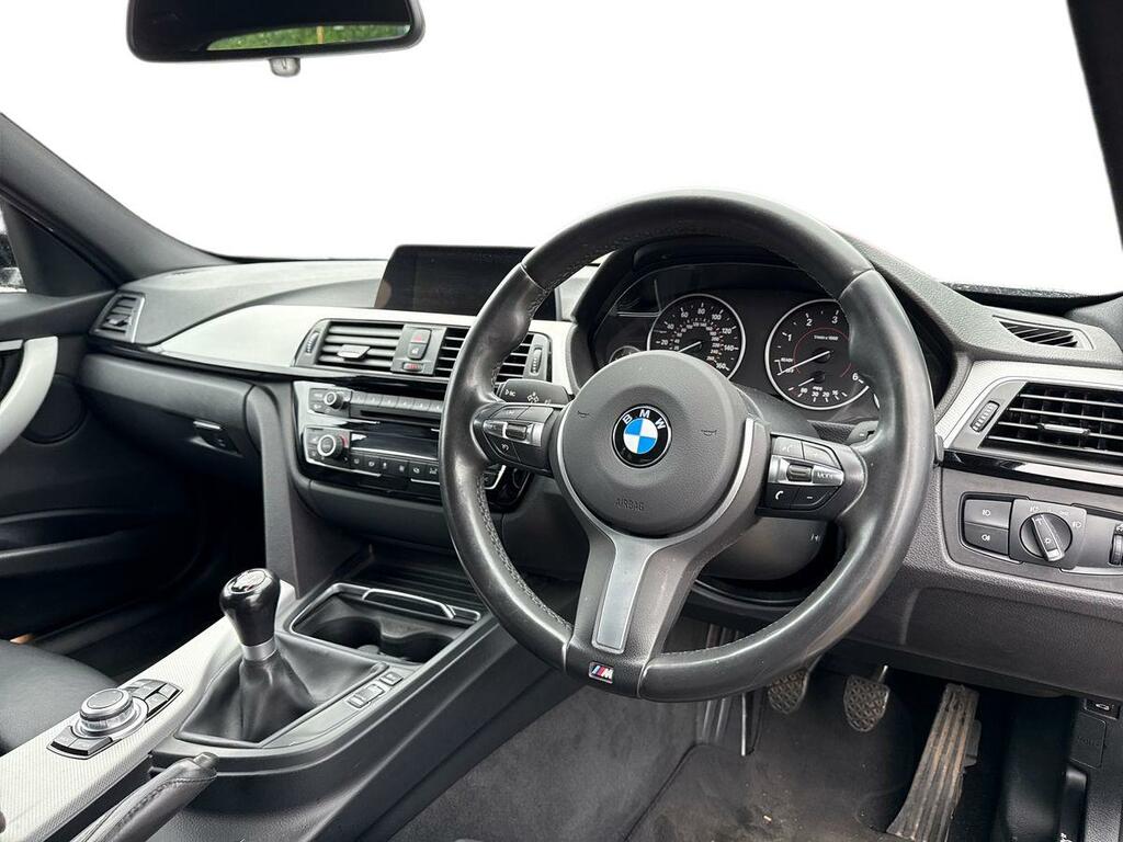 BMW 3 Series Saloon Blue #6