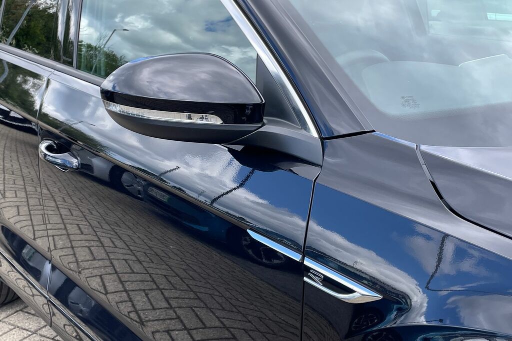 Volkswagen T-Roc Black Edition Black #20