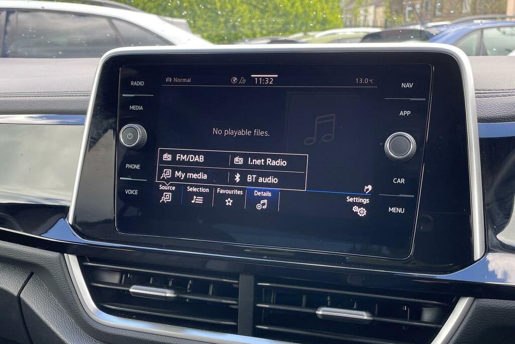 Volkswagen T-Roc Black Edition Black #24