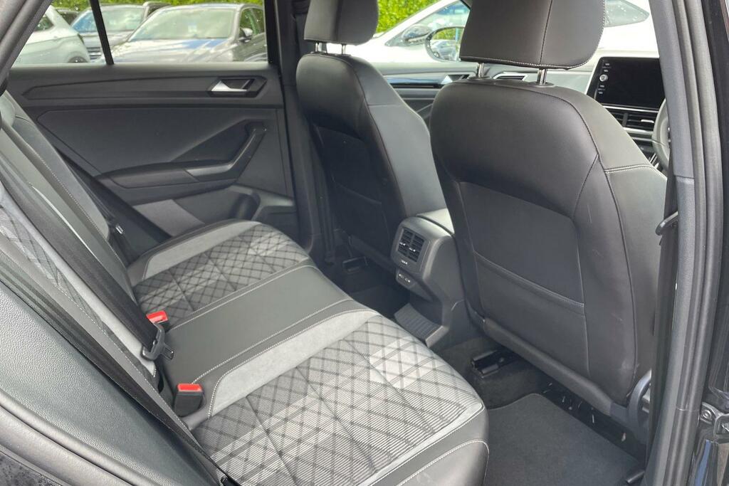 Volkswagen T-Roc Black Edition Black #31