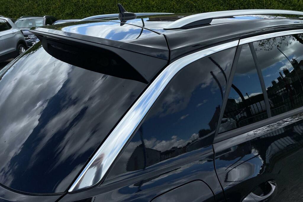 Volkswagen T-Roc Black Edition Black #47