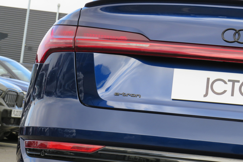 Audi E-tron  Silver #7