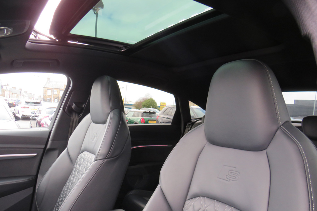 Audi E-tron  Silver #18