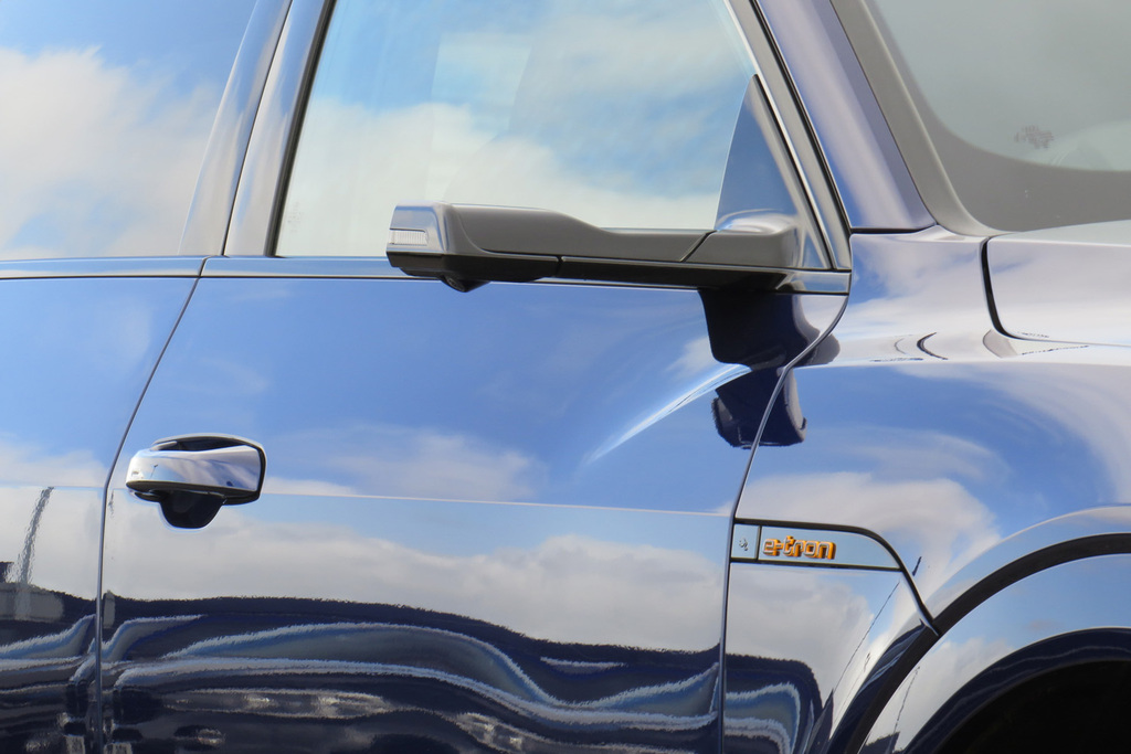 Audi E-tron  Silver #12
