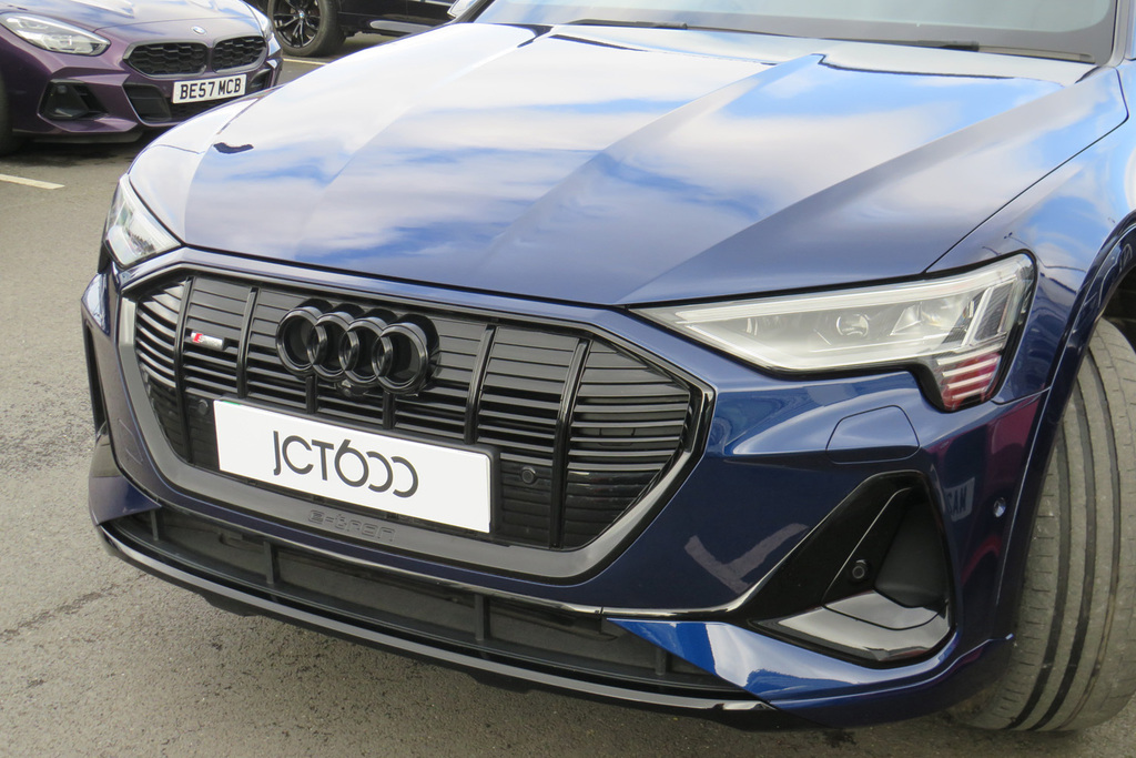 Audi E-tron  Silver #13