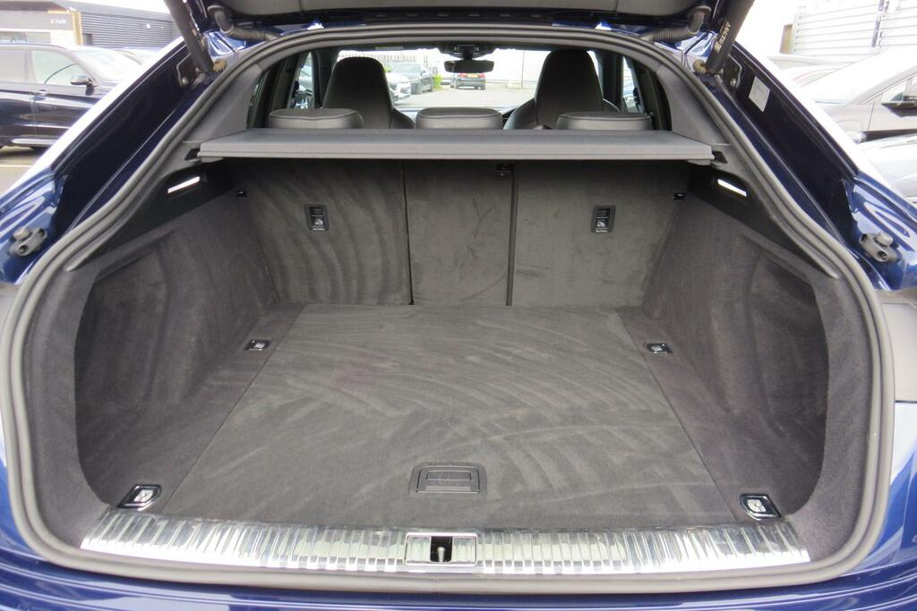 Audi E-tron  Silver #8