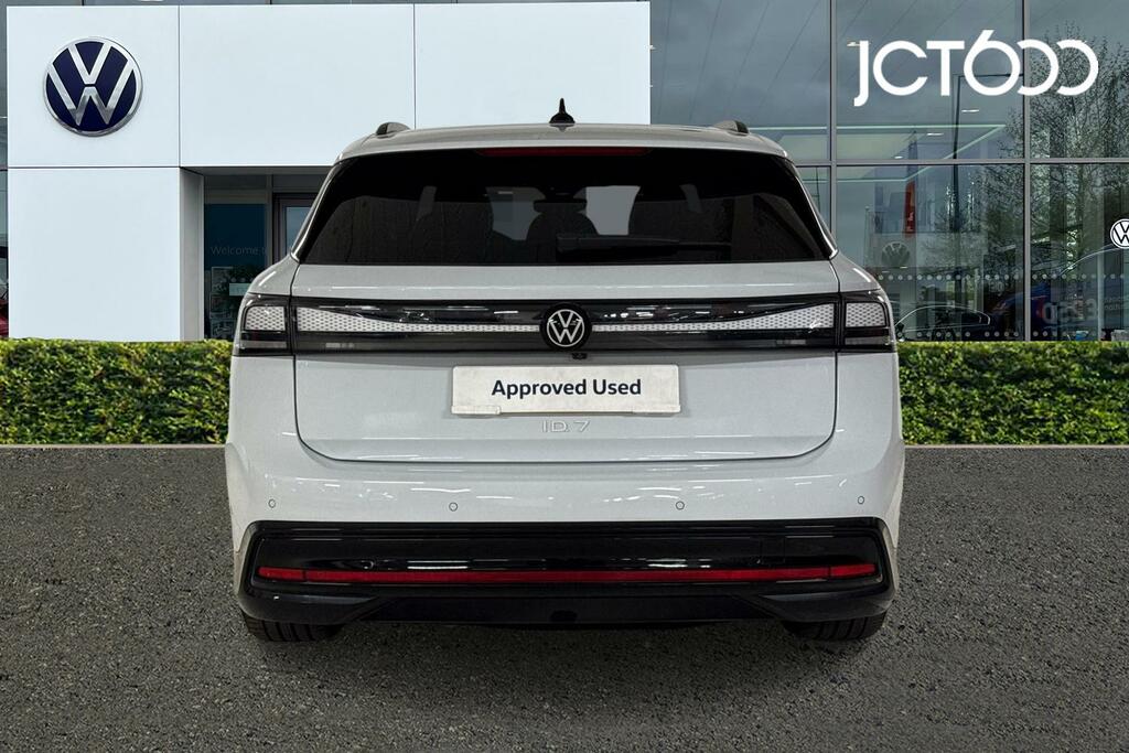Volkswagen ID.7 Match Pro Plus Black #6