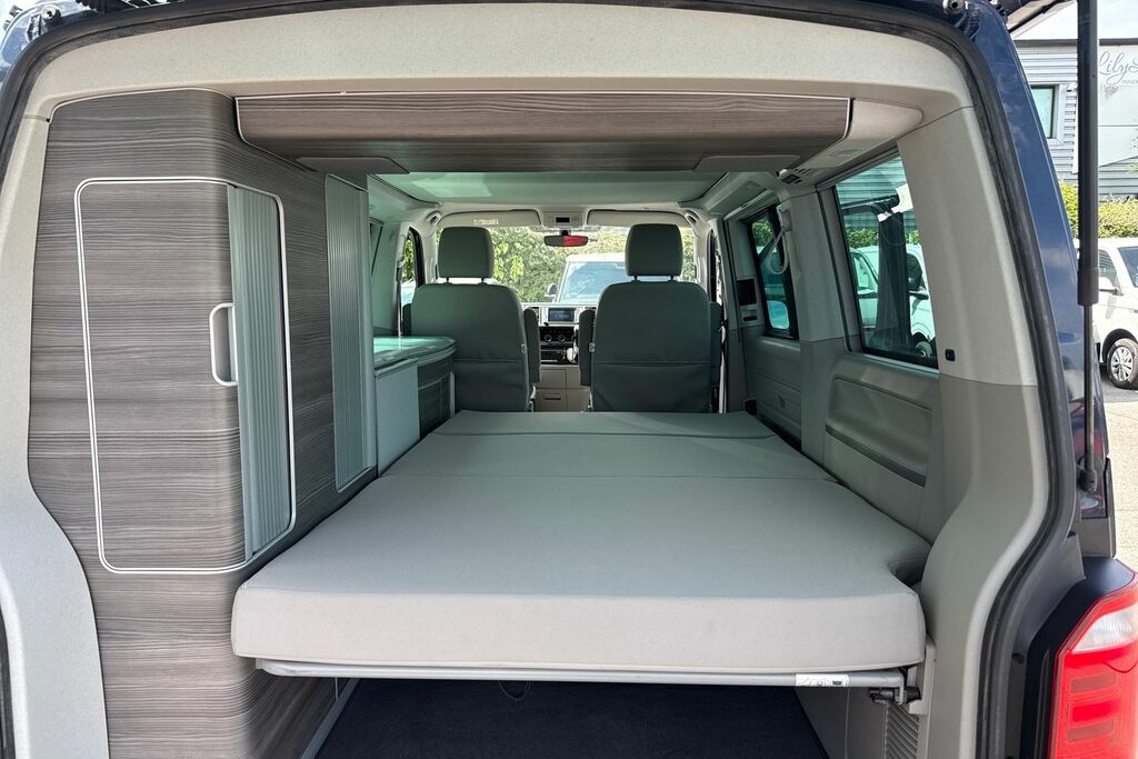 Volkswagen California Mpv Blue #29
