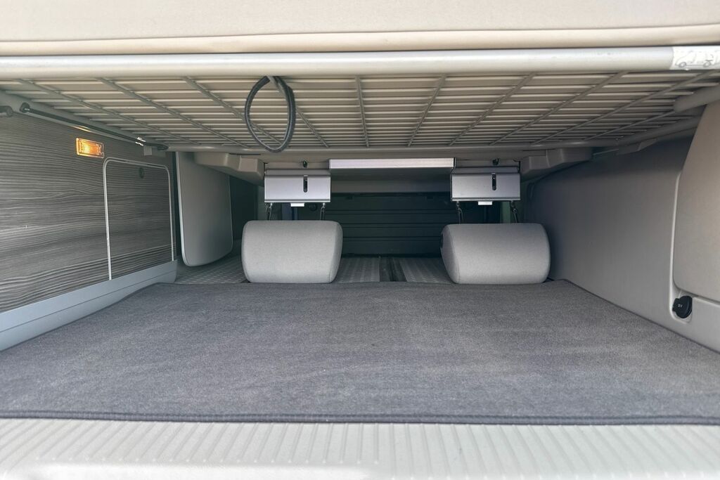 Volkswagen California Mpv Blue #30