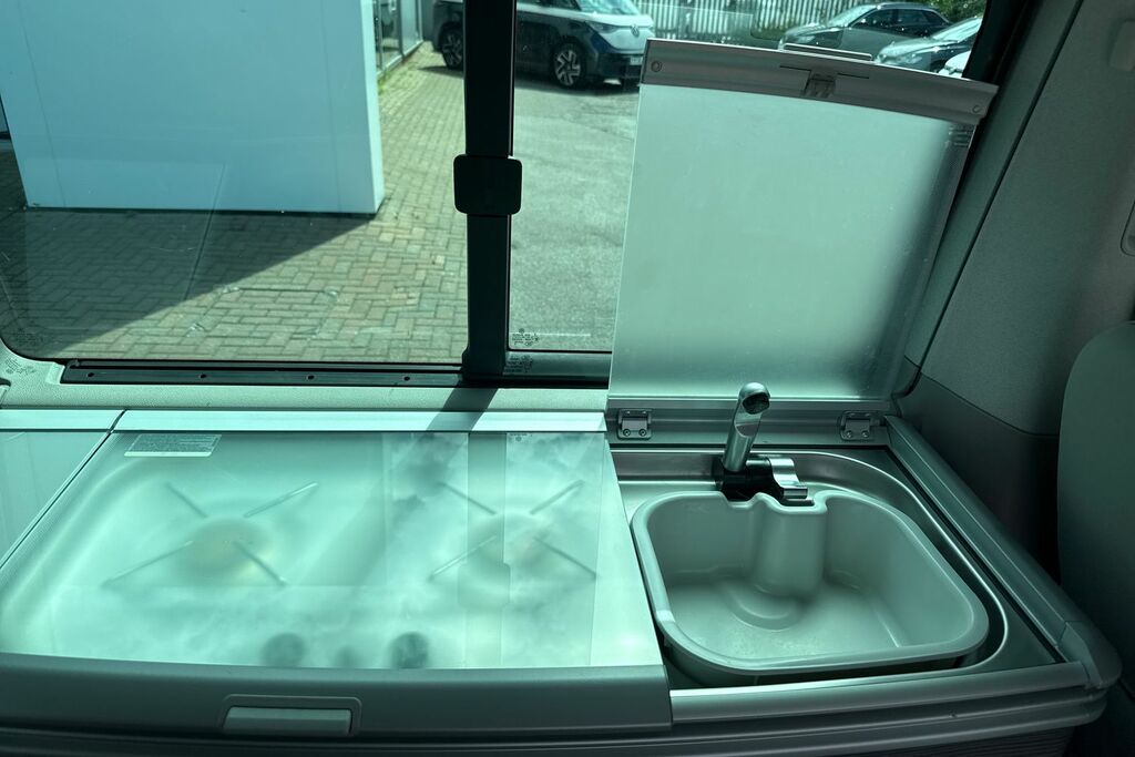 Volkswagen California Mpv Blue #31