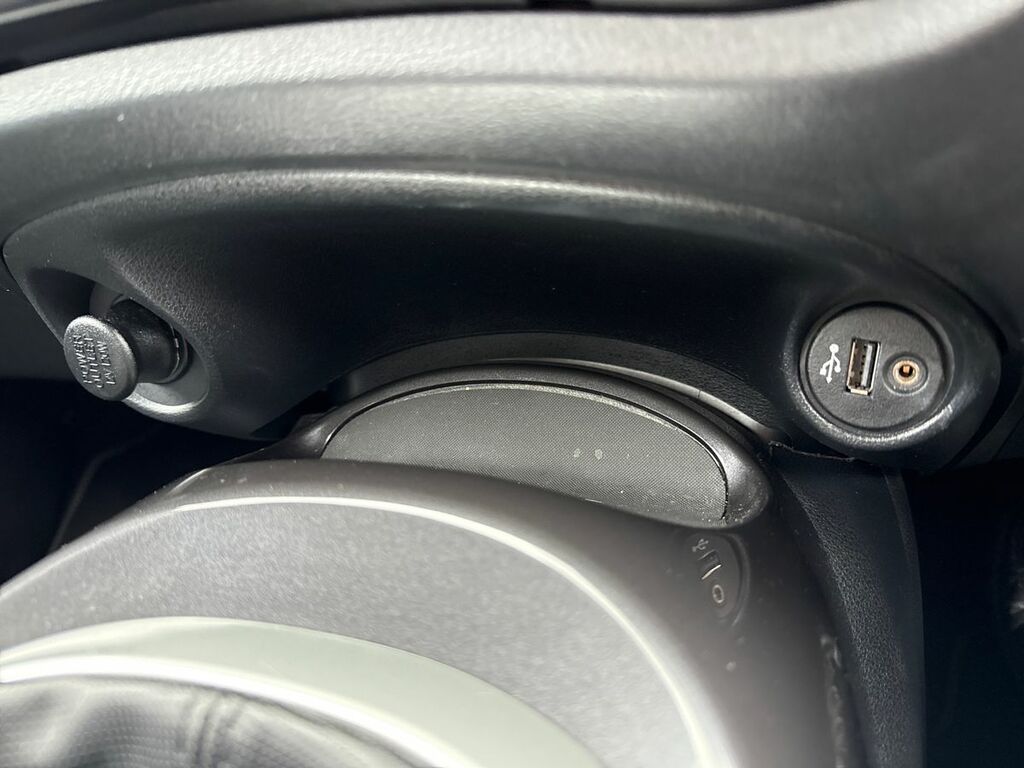 Nissan Juke Tekna Black #33