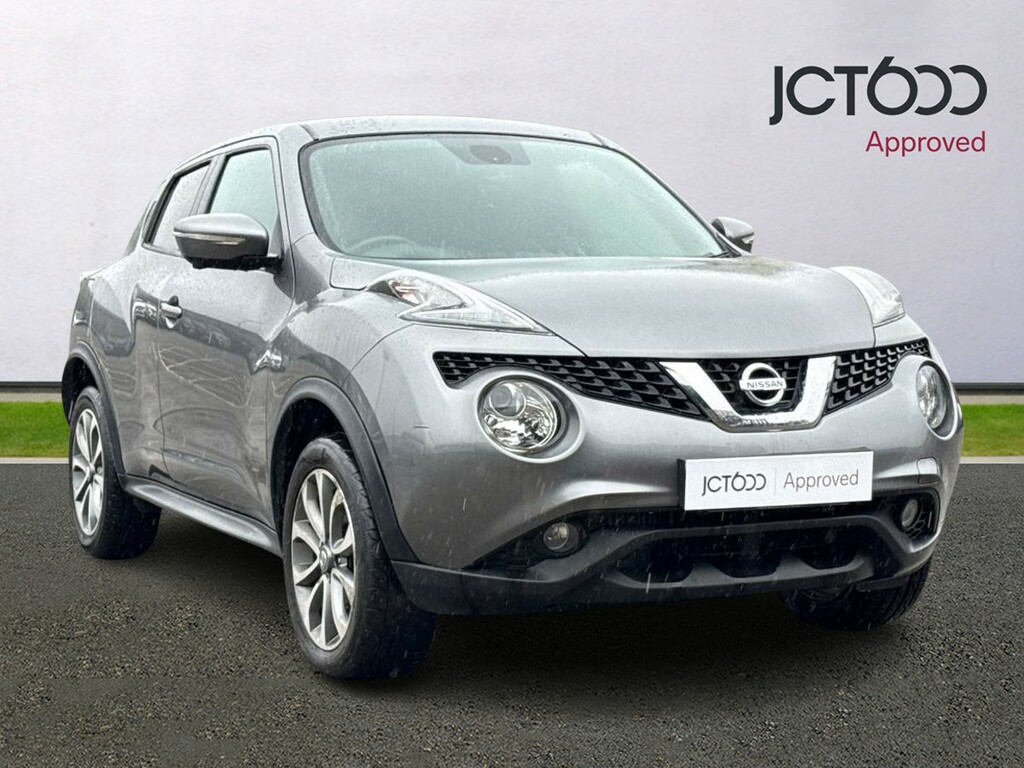 Nissan Juke Tekna Black #1