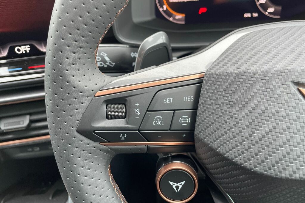Cupra Formentor 1.5 Etsi 150 V3 Dsg White #16