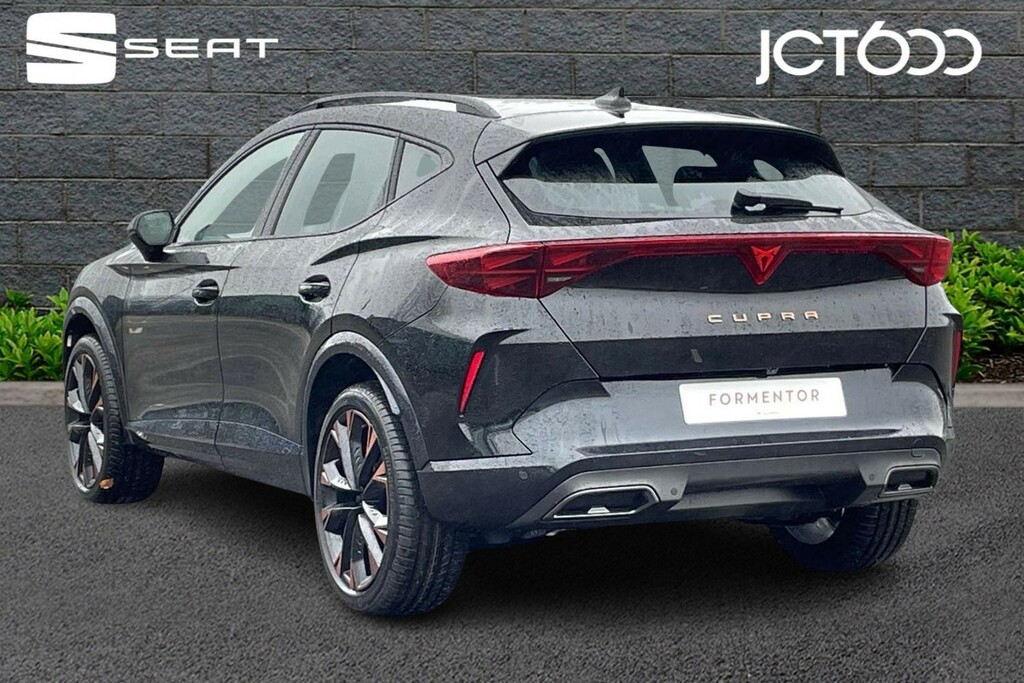 Cupra Formentor 1.5 Etsi 150 V3 Dsg White #3