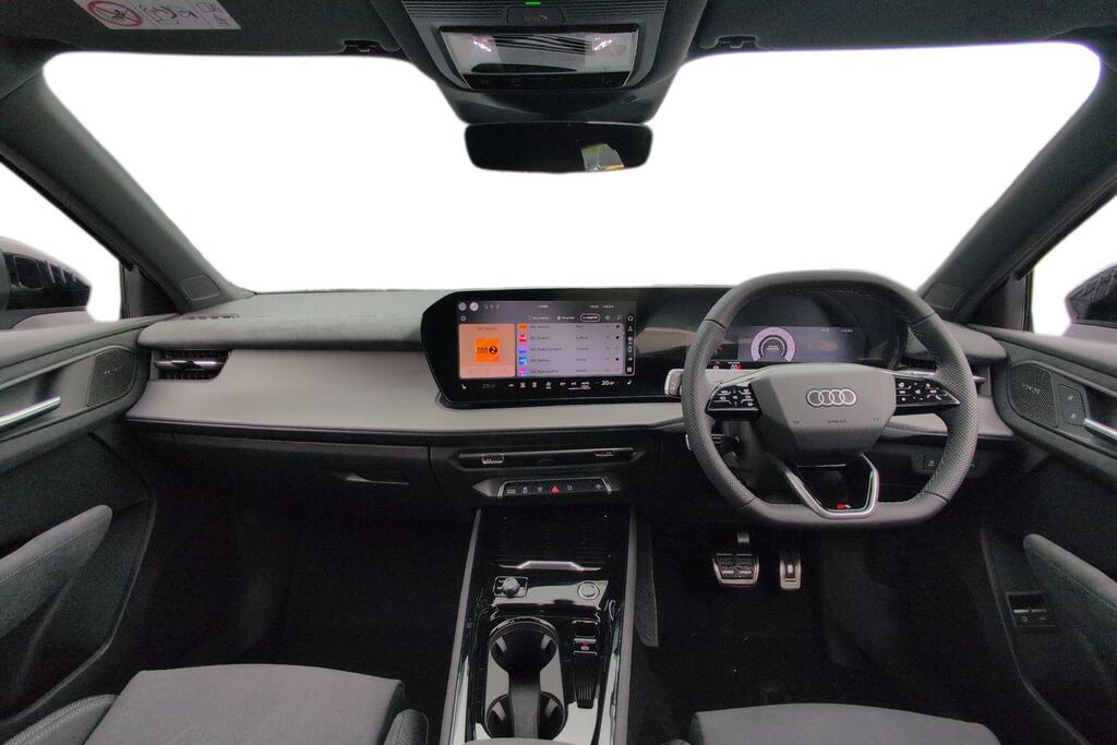 Audi Q3 1.5 E-hybrid Launch Edition S Tronic Black #10