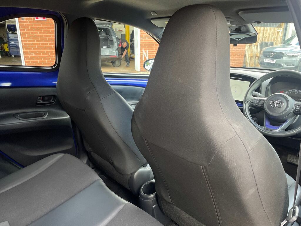 Toyota Aygo X Edge #30