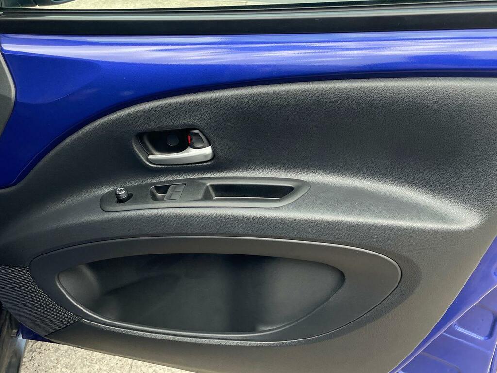 Toyota Aygo X Edge #29