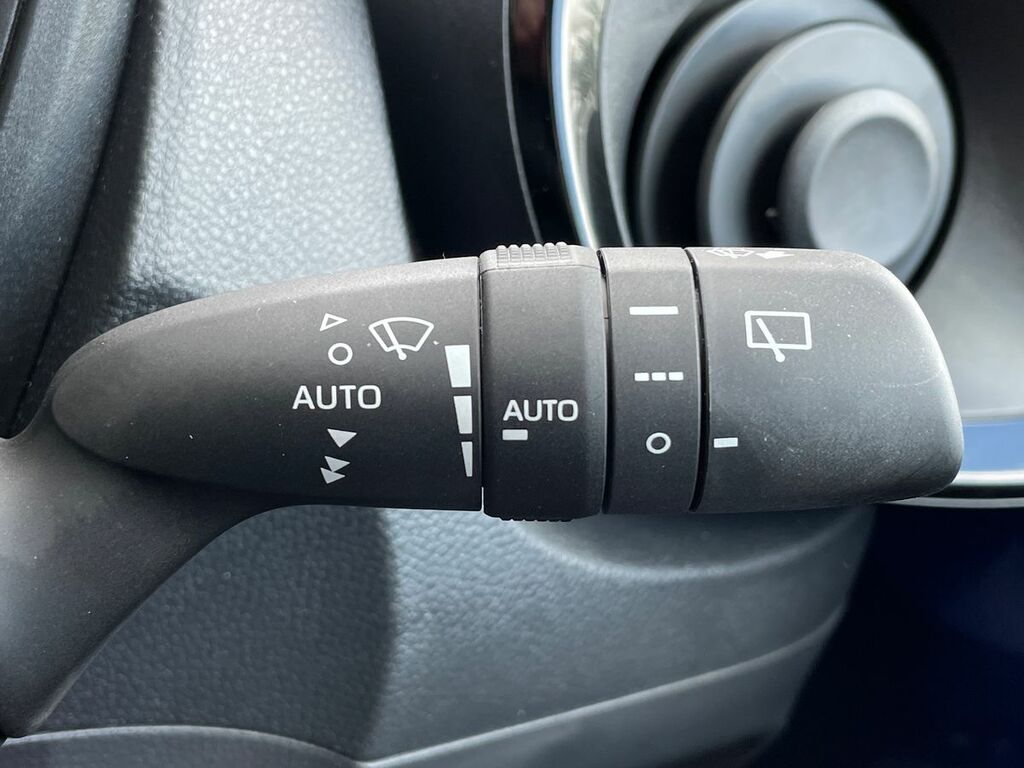 Toyota Aygo X Edge #37