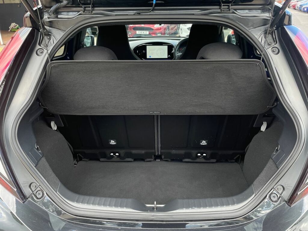 Toyota Aygo X Edge #12