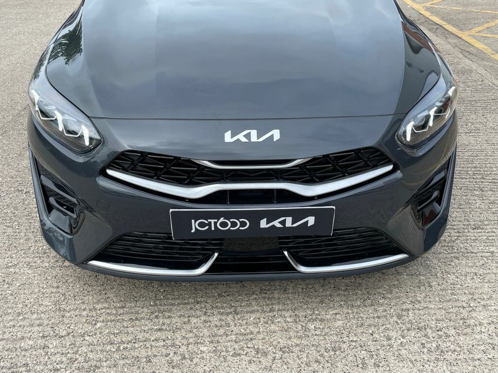 Kia Ceed 1.5 T Gdi 3 Hatchback Dct Grey #21