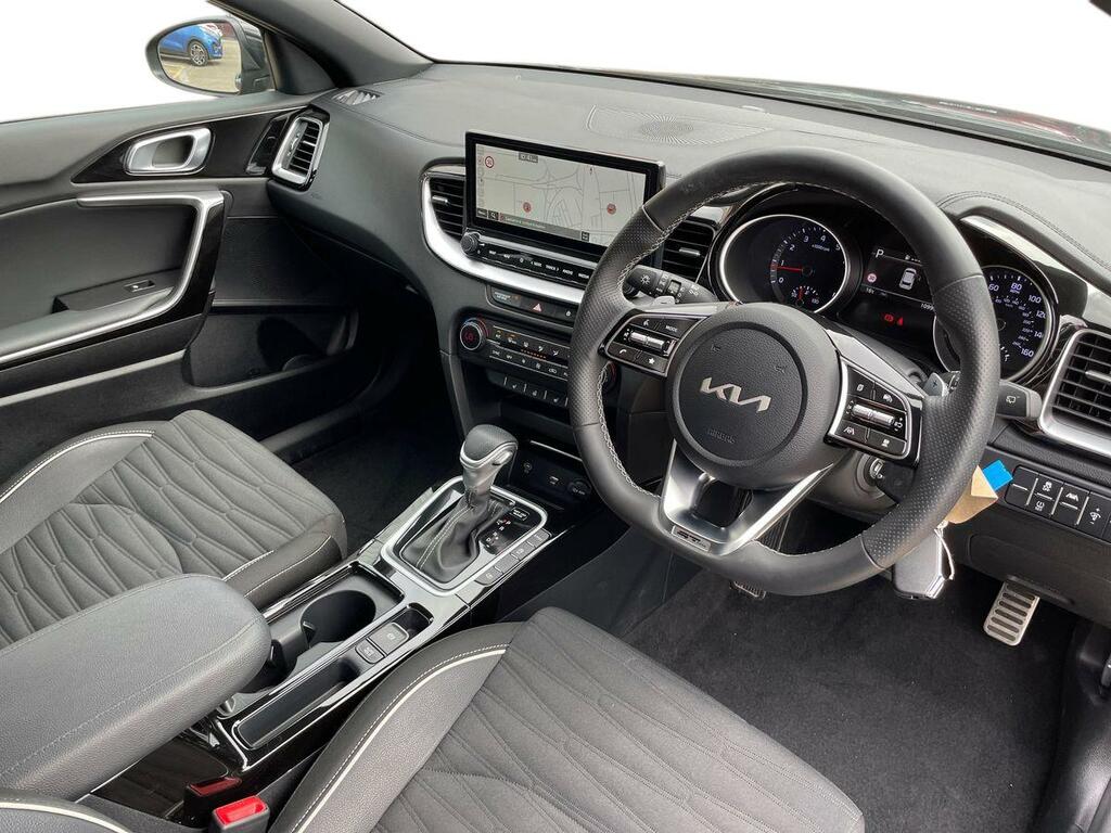 Kia Ceed 1.5 T Gdi 3 Hatchback Dct Grey #6