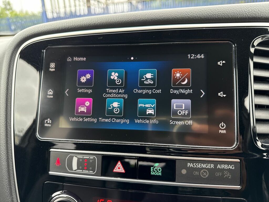 Mitsubishi Outlander 2.4L Juro Black #14