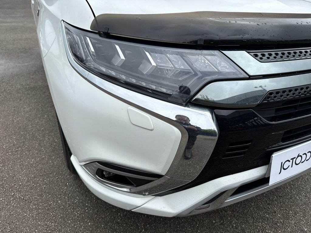 Mitsubishi Outlander 2.4L Juro Black #31